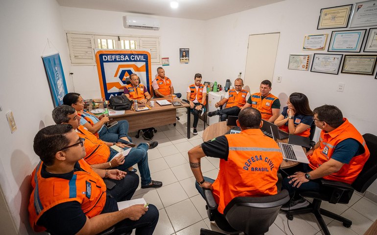 Alagoas implementa tecnologia por celular para alertar riscos de desastres