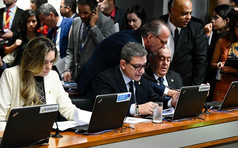 CAE do Senado aprova relatório do projeto de lei de debêntures de infraestrutura