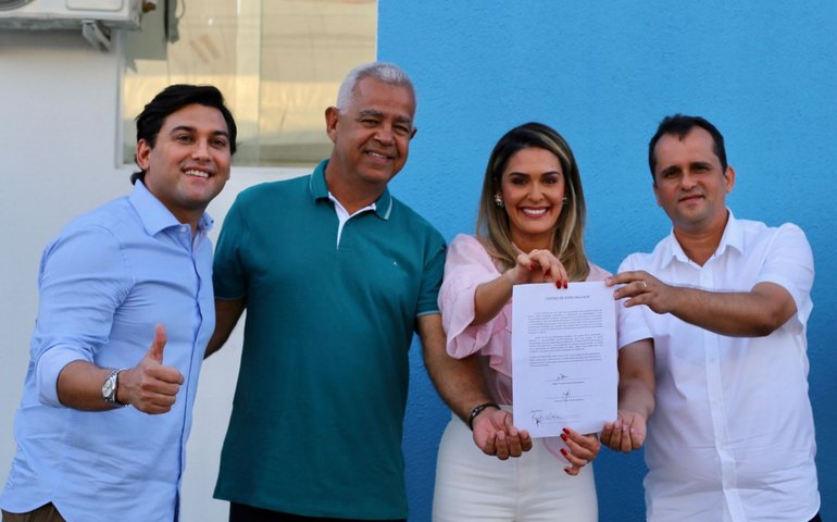 Rodrigo Valença participa de entrega de Unidade Básica de Saúde em São José da Laje
