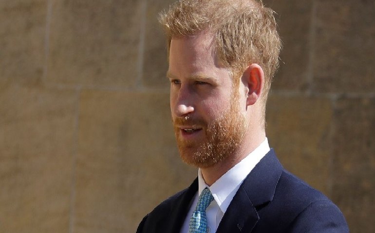 Harry diz que duvidava da morte da mãe, princesa Diana, até os 23 anos