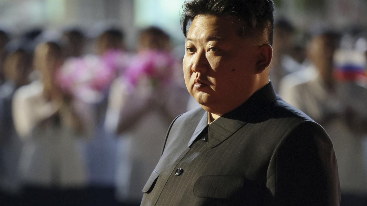 Poder de fogo da Coreia do Norte: Kim Jong-un visita fábricas de munições militares