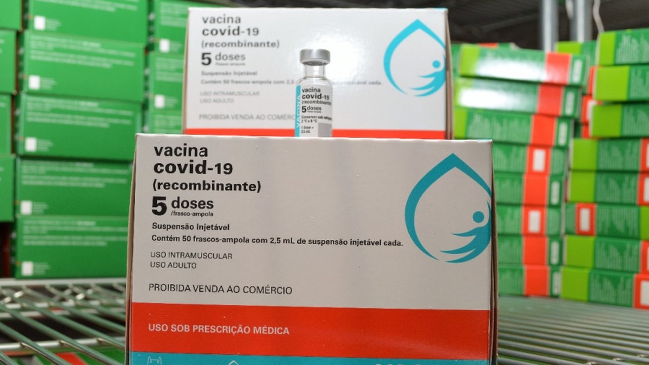 Governo distribui 112.840 doses da AstraZeneca para ampliar vacinação contra a Covid-19