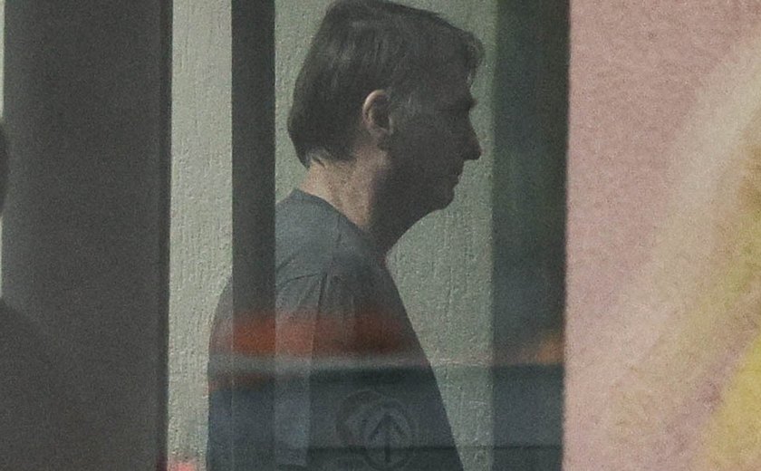 Alexandre de Moraes determina transferência de Bolsonaro para a 'Papudinha'