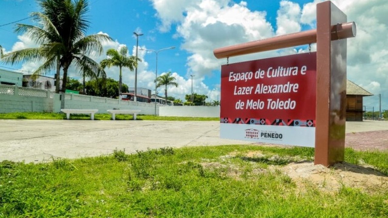 Prefeitura e Câmara homenageiam ex-prefeito de Penedo