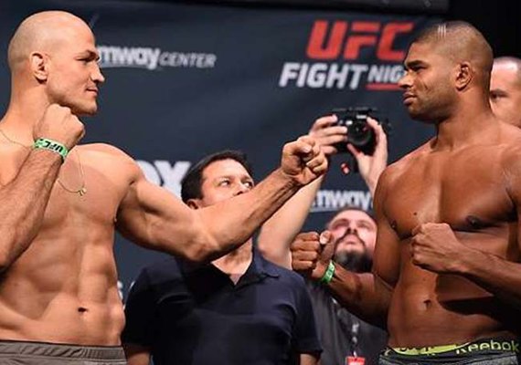 Cigano é suspenso por 30 dias após ser nocauteado por Overeem