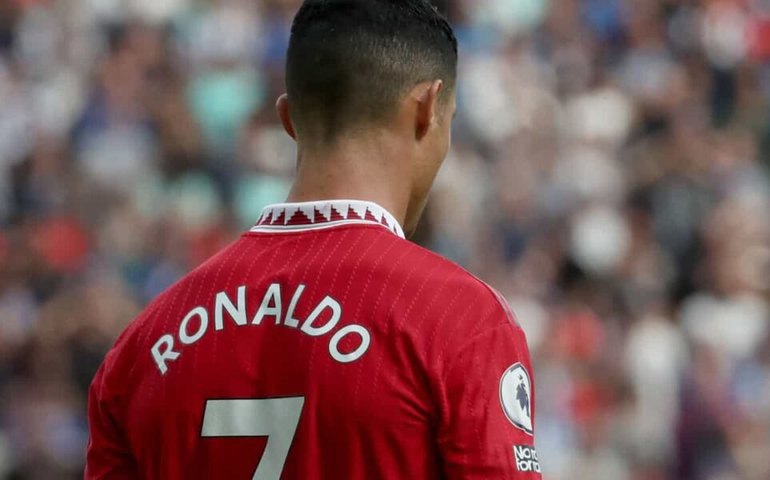 Cristiano Ronaldo não joga e abandona vitória do United antes do fim da partida