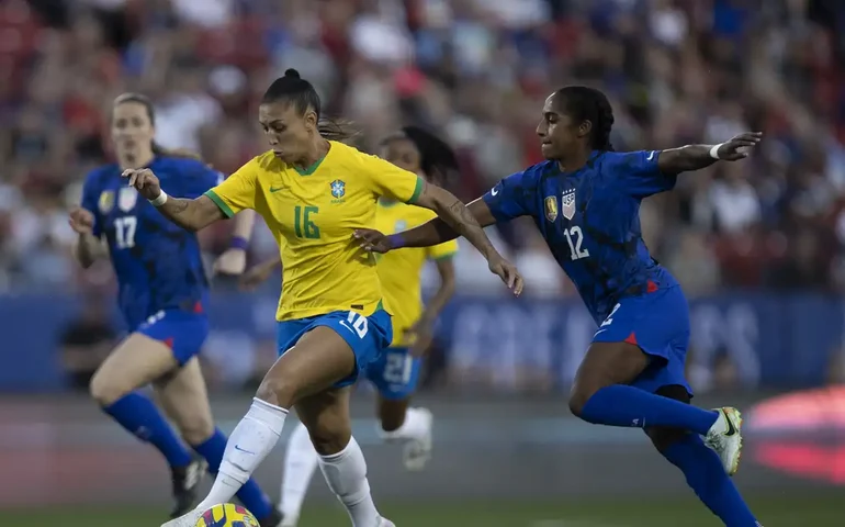 Brasil e EUA disputam final da primeira edição da Copa Ouro feminina