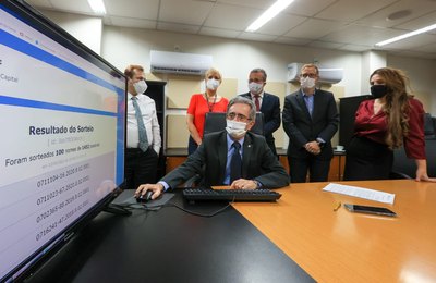 CGJAL sorteia 1.300 processos e distribui para a antiga Vara da Saúde