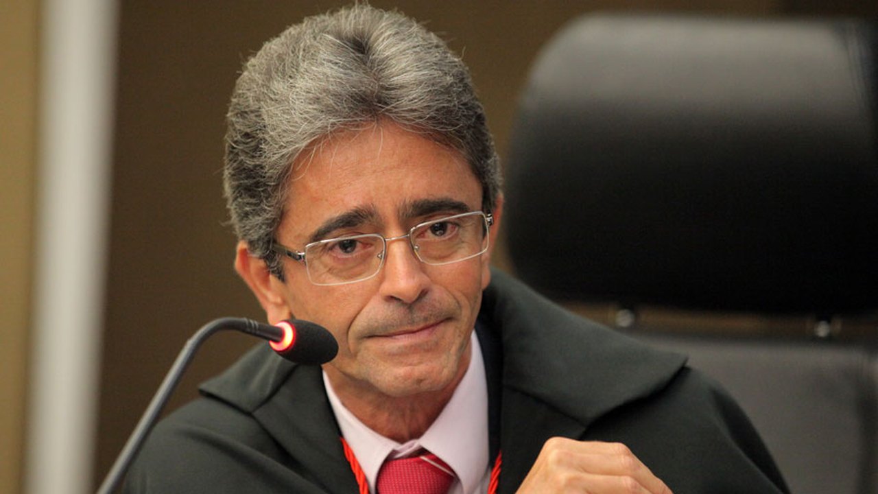 TJ confirma proibição de Arsal apreender vans intermunicipais