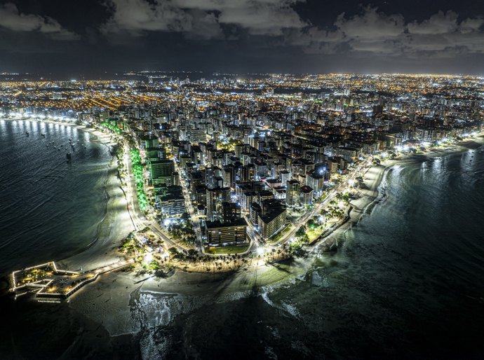 Pesquisa do IBGE aponta Maceió como destaque nacional em iluminação pública