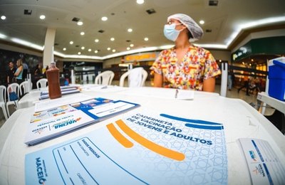 Pontos de vacinação do Maceió Shopping e Pátio Shopping não funcionam neste final de semana