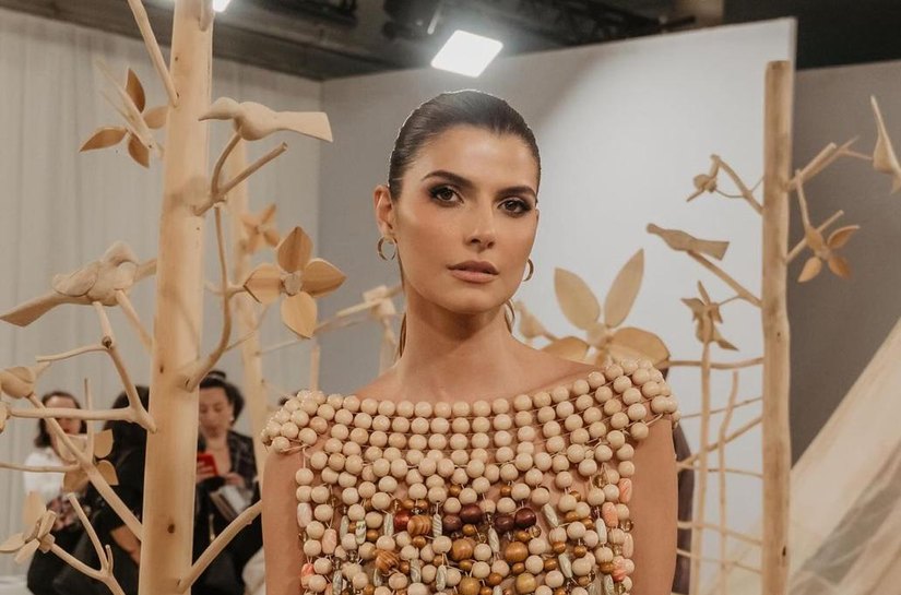 Primeira-dama de Maceió prestigia trabalho de estilista maceioense no São Paulo Fashion Week