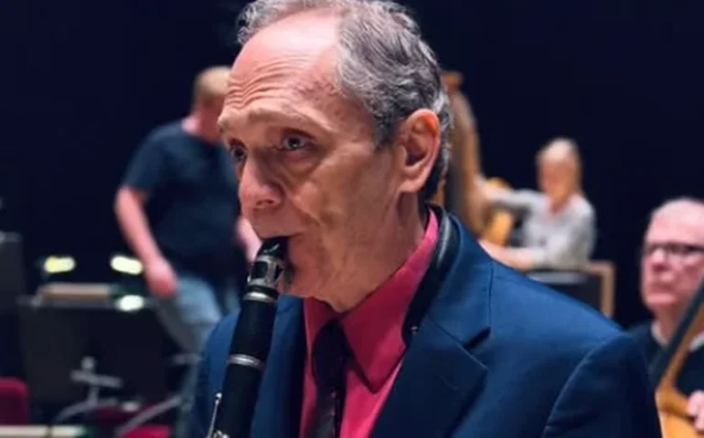 Quem é Ken Peplowski, ícone do jazz encontrado morto em cabine de cruzeiro