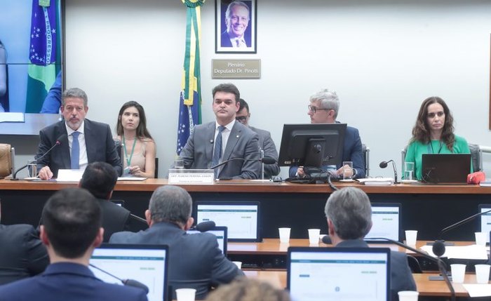 Arthur Lira e Rubens Pereira Júnior, relator e presidente da comissão Arthur Lira e Rubens Pereira Júnior, relator e presidente da comissão