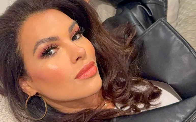 Feminização vocal: o que é a glotoplastia de Wendler, cirurgia feita por Ariadna Arantes