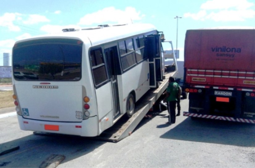 Arsal notifica mais de 2.200 veículos do transporte intermunicipal