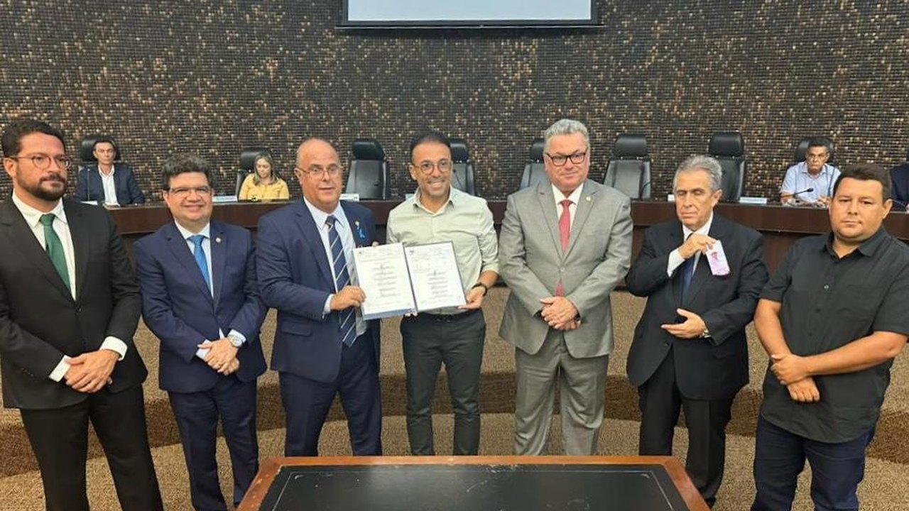 Prefeitura de Major Izidoro e TJ assinam termo de cooperação para regularizar imóveis