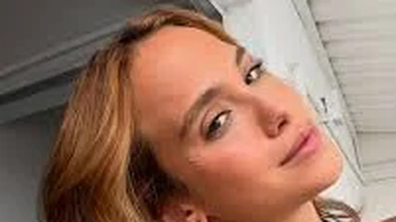Quem é Emilie Rey, apontada como novo affair de Nanda Costa
