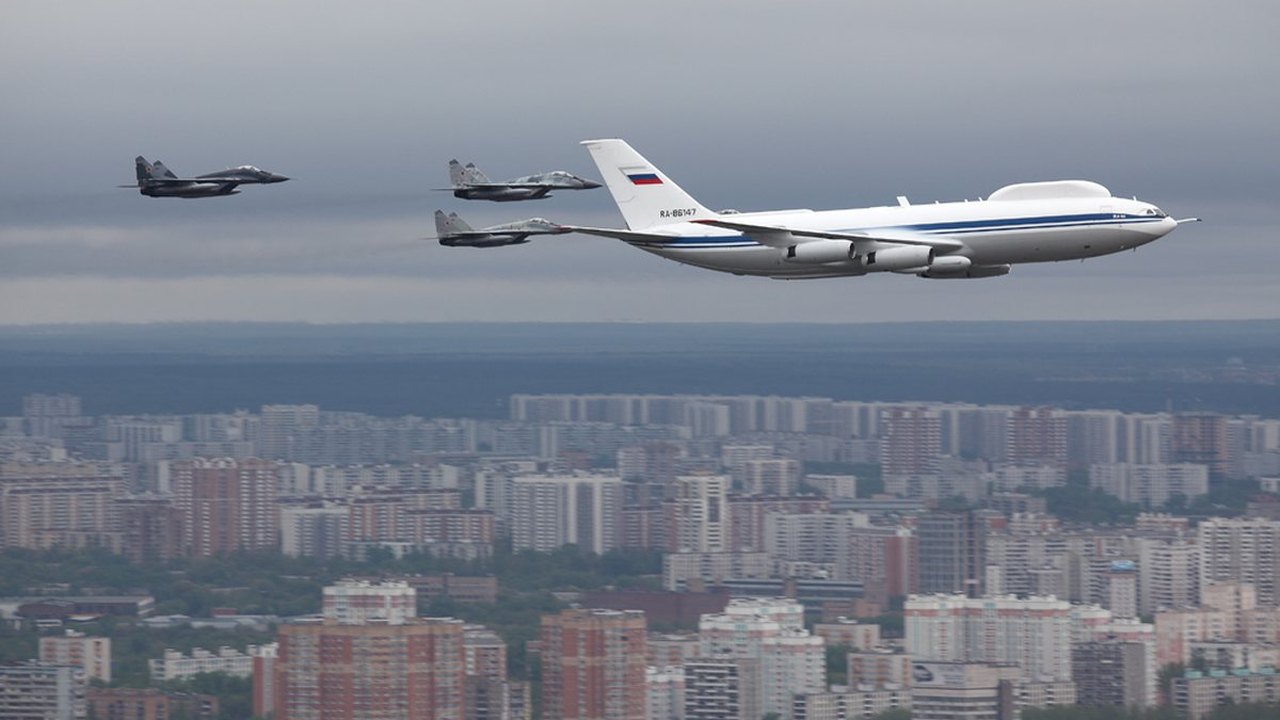 Estados Unidos vão renovar a frota de aviões do 'fim do mundo'; conheça a aeronave preparada para uma guerra nuclear; vídeo