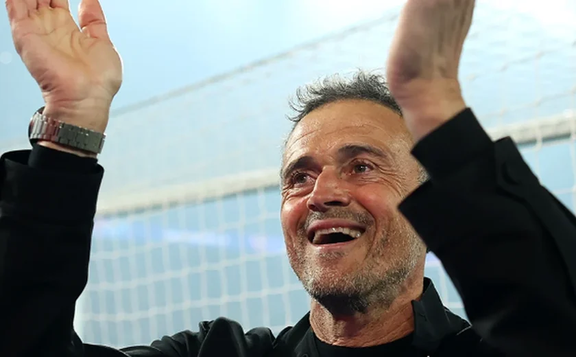 Doué pede mentalidade campeã do Paris Saint-Germain para final do Mundial contra o Chelsea