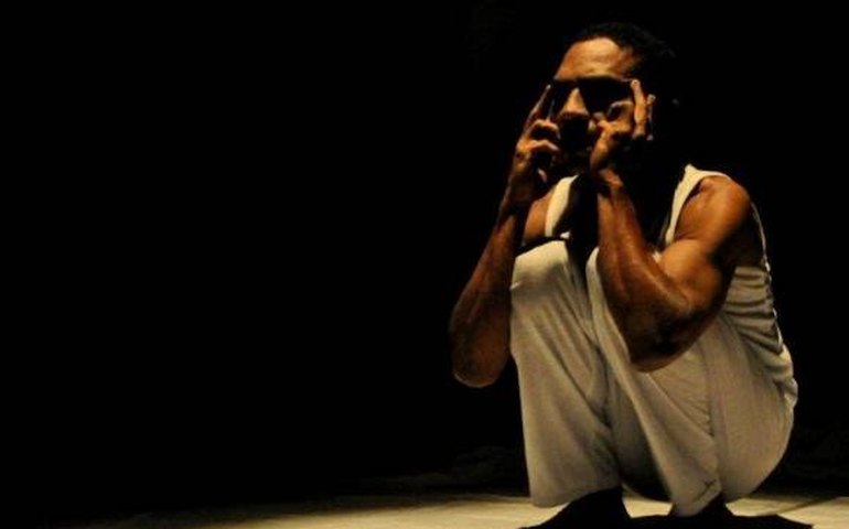 ‘Insônia’, da obra de Graciliano Ramos, volta ao palco do Teatro de Arena