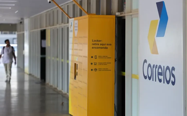 Correios estuda abrir capital e faz empréstimo de R$ 12 bi com bancos