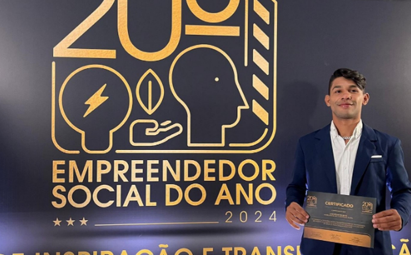 Ex-aluno quilombola de escola estadual de Alagoas recebe em São Paulo Prêmio Empreendedor Social 2024