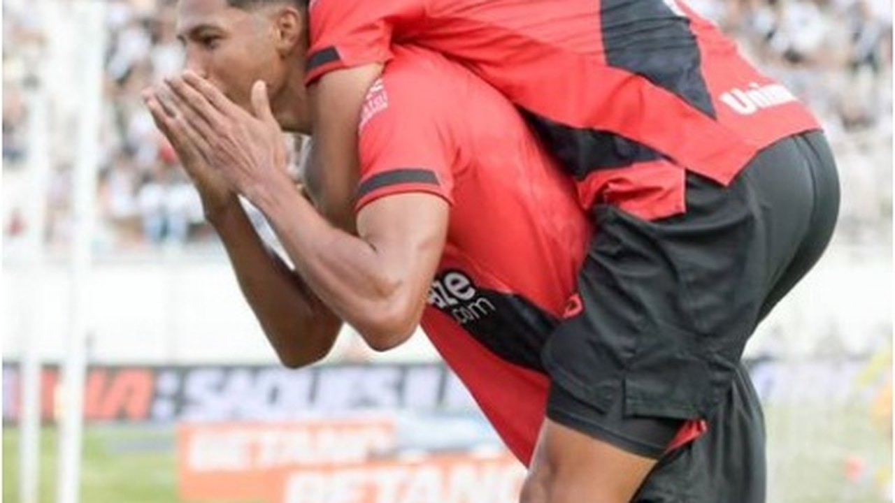 Atlético-GO bate Ponte Preta em Campinas e assume vice-liderança da Série B