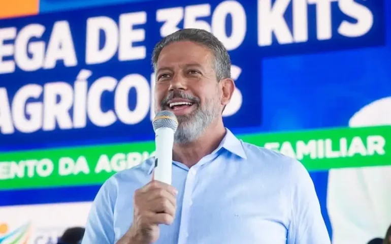 Lira vai na contramão do ‘acordão’ e pavimenta caminho rumo ao Senado Federal