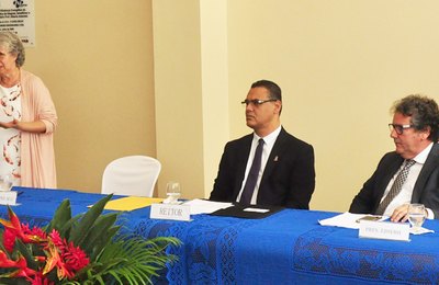 Superintendente defende saúde pública de qualidade durante posse no HU