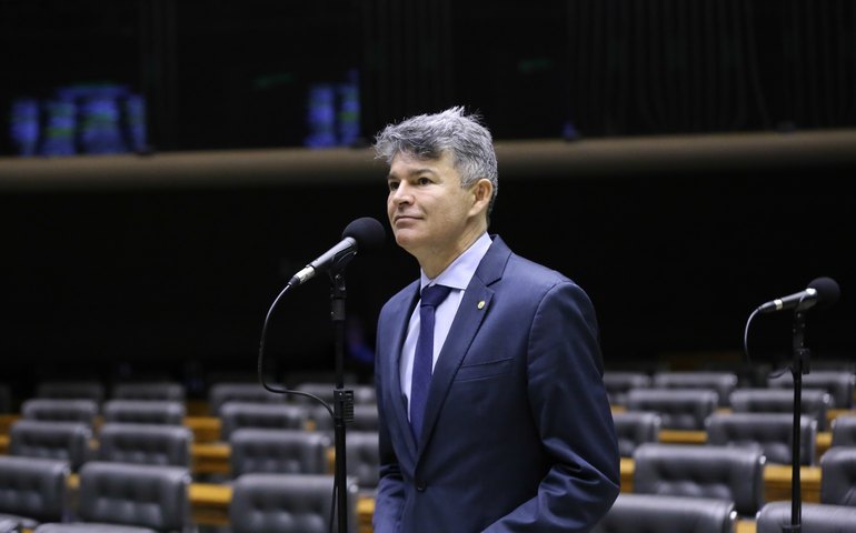 Comissão transfere mapeamento de propriedade originária de terra pública à União e aos estados