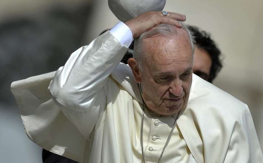 Papa considera separação necessária em alguns casos