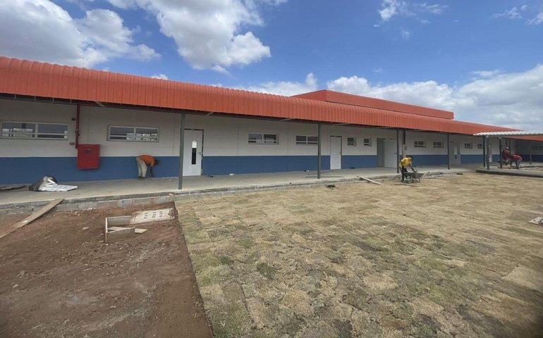 Educação vai ampliar oferta de ensino médio em Feira Grande