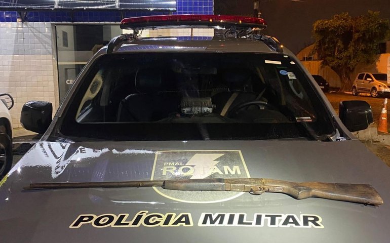 Em uma semana, PM retira das ruas mais de 160 kg de drogas e 23 armas de fogo
