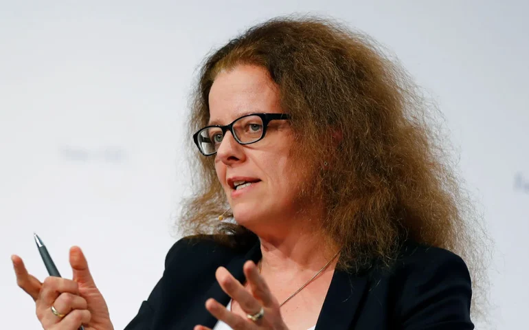 Compra de ativos pode acarretar em custos elevados para bancos centrais, diz Schnabel, do BCE