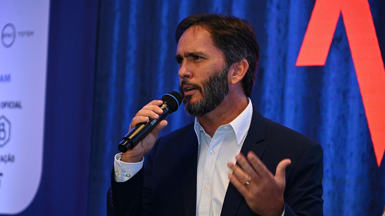 Inteligência artificial transforma a logística e ganha destaque na feira Multimodal Nordeste 2025