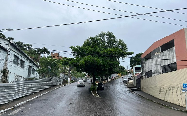 Ladeira José Cardoso é reaberta após obras preventivas em Maceió