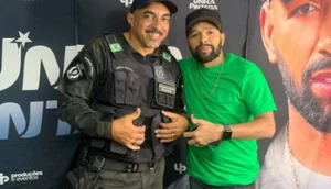 Após perder emprego por cantar, segurança é convidado para show do cantor Unha Pintada