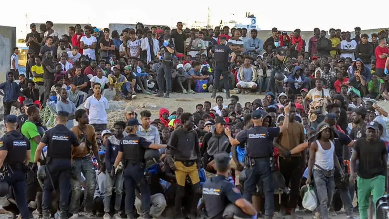 MP do Marrocos denuncia 25 pessoas por travessias irregulares em Ceuta
