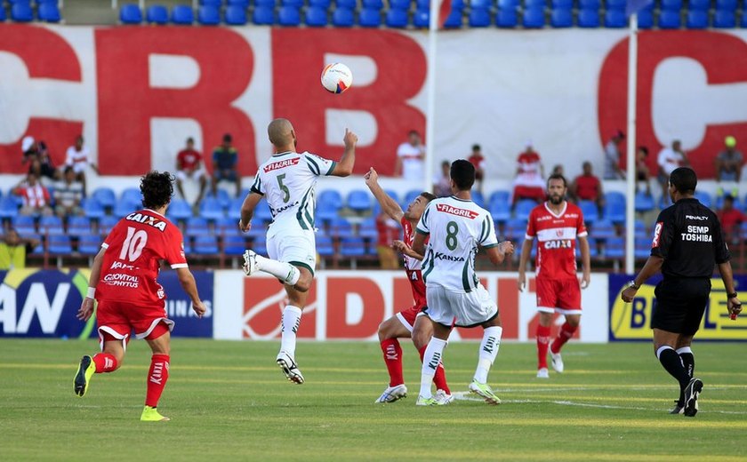 CRB e Luverdense ficam no empate sem gols no Rei Pelé