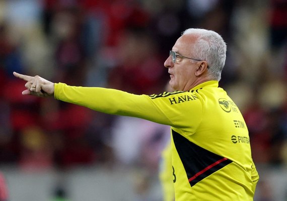 Campanha perfeita corintiana em casa e pendurados preocupam Dorival no Flamengo