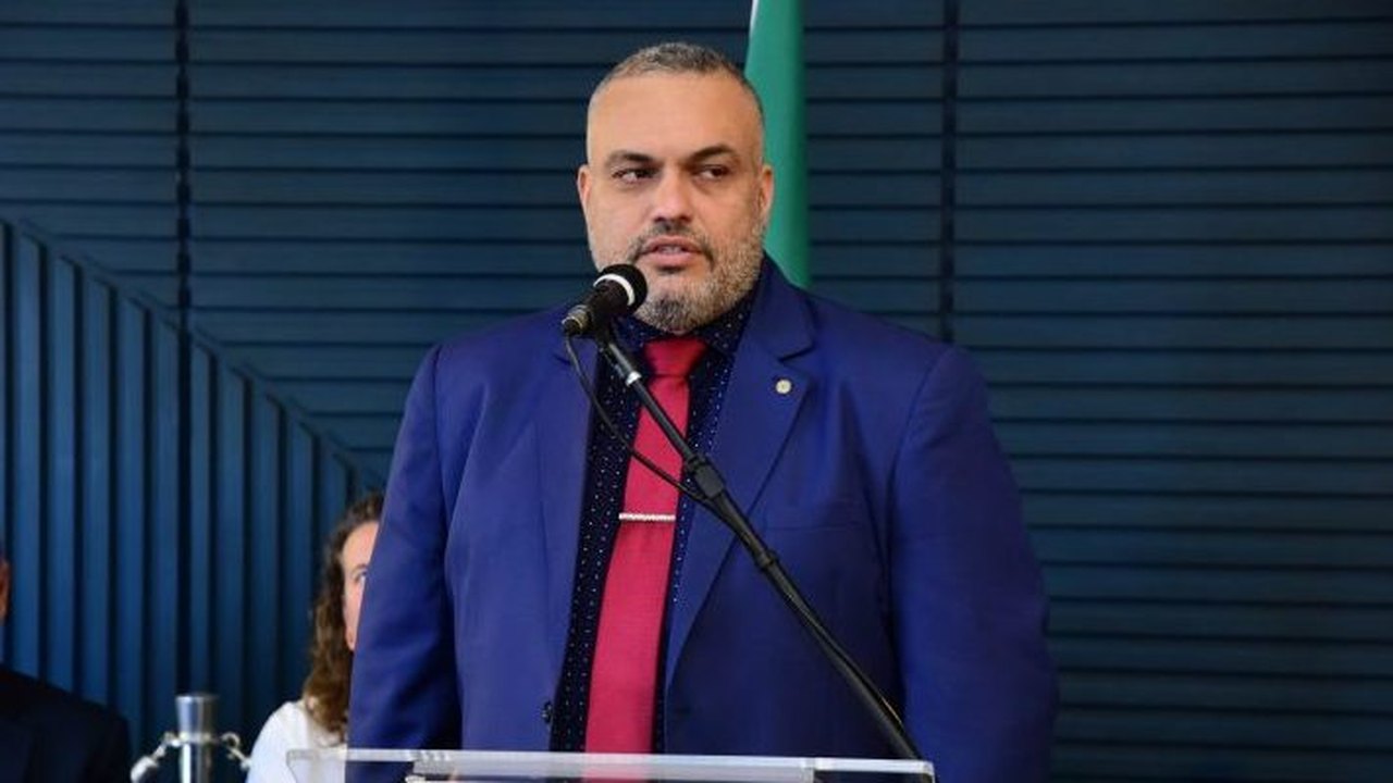Projeto proíbe cobrança de taxa para acesso a praias, rios e cachoeiras
