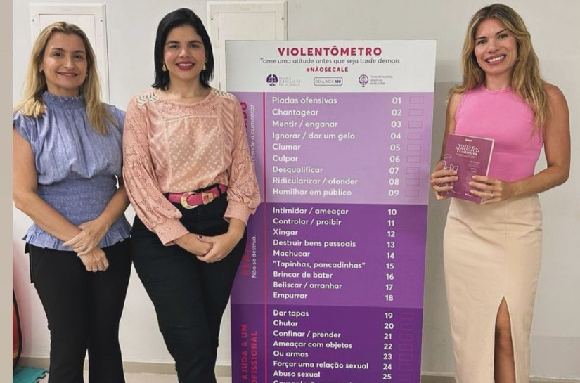 1º Juizado de Violência Doméstica de Maceió recebe visita de associação de mulheres advogadas
