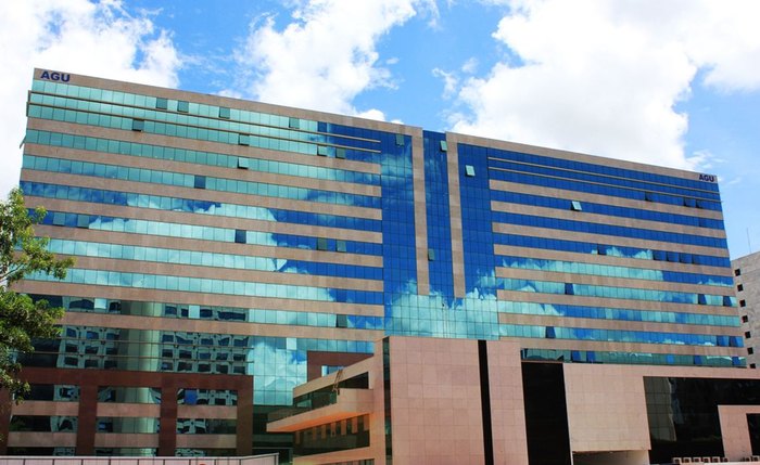 Procuradoria: há evidente incompatibilidade com o interesse público" na atuação da AGU Procuradoria: há evidente incompatibilidade com o interesse público" na atuação da AGU