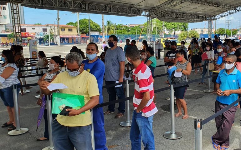 Instituto de Identificação de Alagoas leva Arena Cidadã para parte alta de Maceió