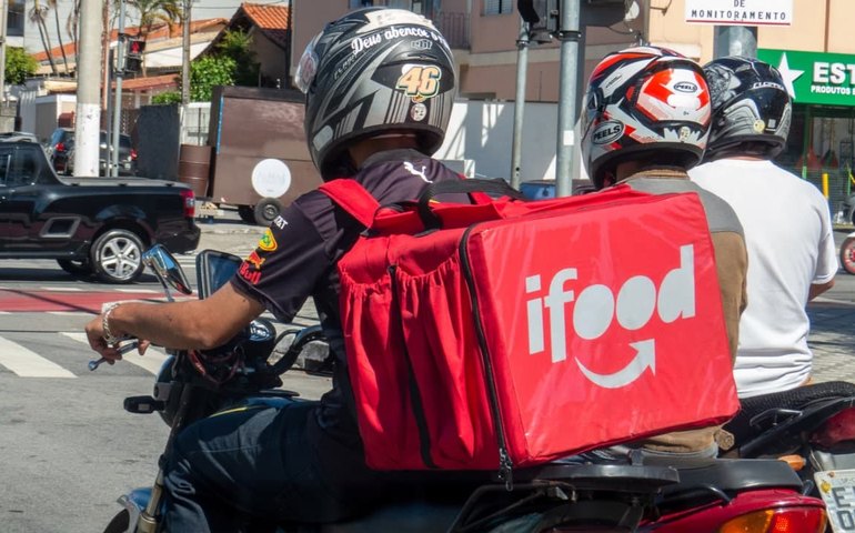 STF mantém vínculo entre entregador e empresa contratada pelo iFood
