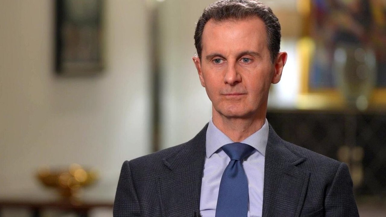 Presidente sírio, Bashar Assad, e seus parentes chegaram a Moscou, diz fonte do Kremlin à Sputnik