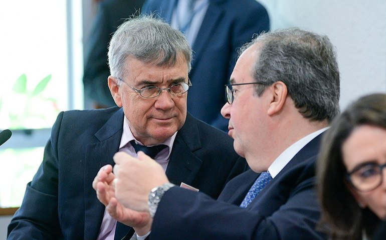 Regulação de inteligência artificial é defendida no Conselho de Comunicação