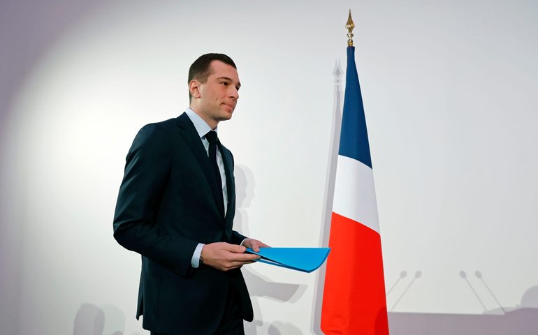 Bardella diz estar pronto para governar na França, e Macron afirma que vitória dos 'extremos' pode provocar uma 'guerra civil'