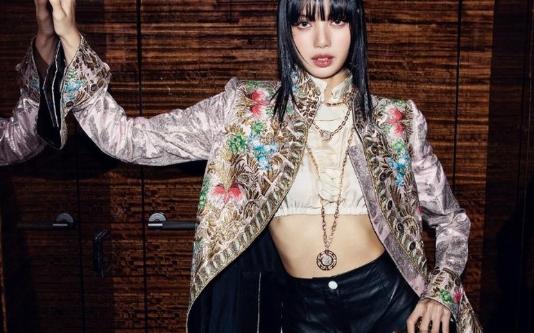 Lisa, do grupo Blackpink, vai estrear como atriz em 'The White Lotus': 'Parecido com gravar videoclipes'